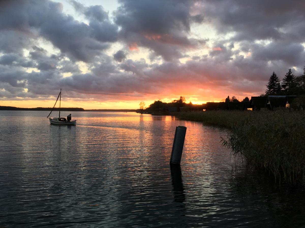 Ferienhaus Am Schweriner See Hohen Viecheln Exteriör bild
